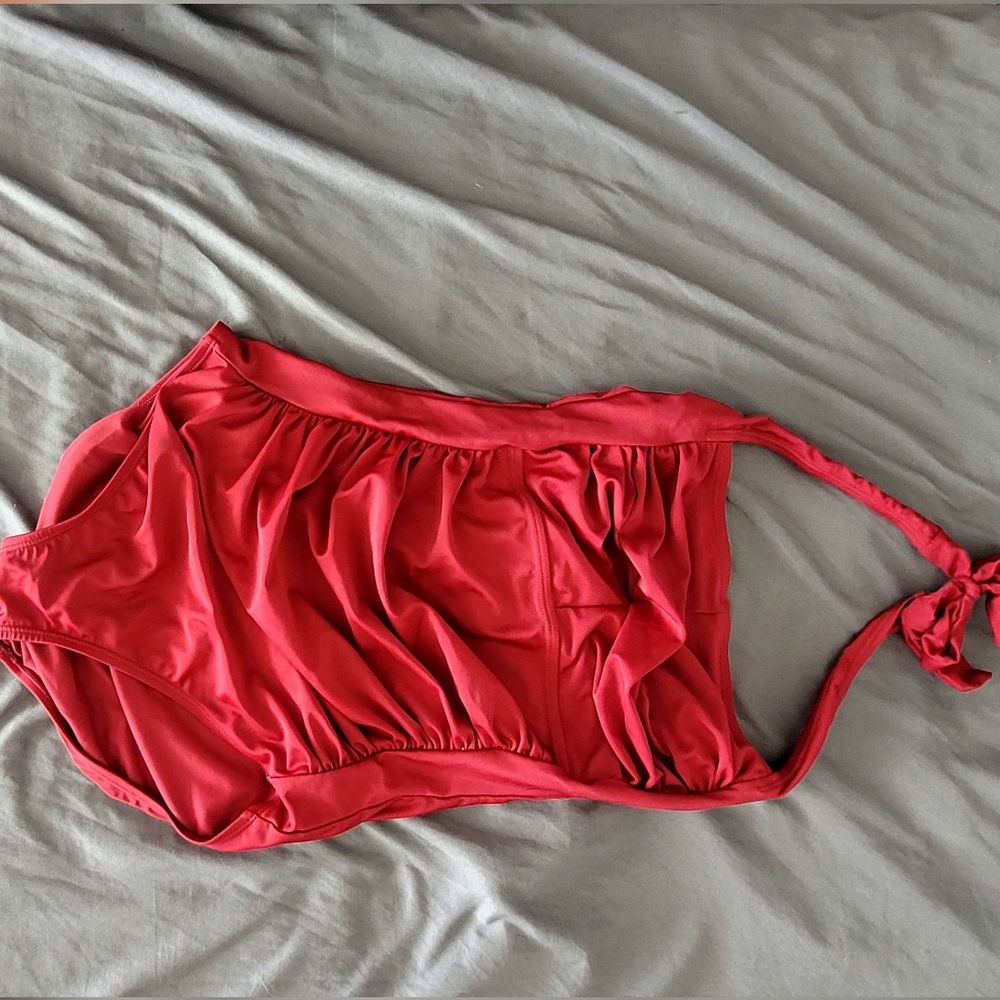 Source Unknown Red Bandeau